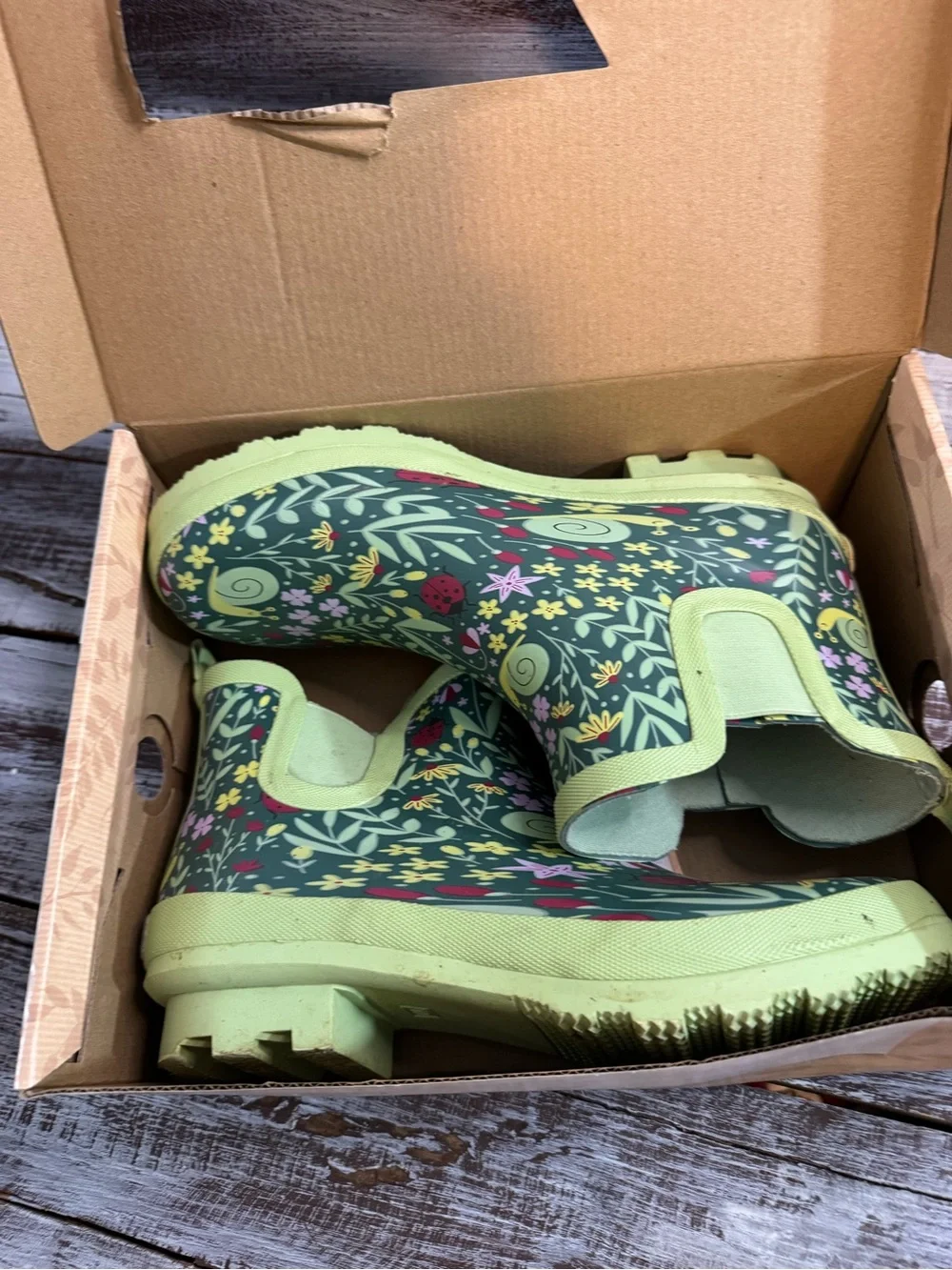 Womens Floral Green Waterproof Chelsea Rain Boots